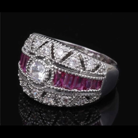 Beautiful pink sapphire and white Diamond stone women’s statement ring size 8 - Picture 8 of 12